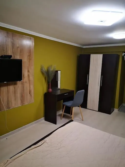 Студиото Е Партер От Жилищна Сграда. Топ Център. Apartment Varna Bulgaria